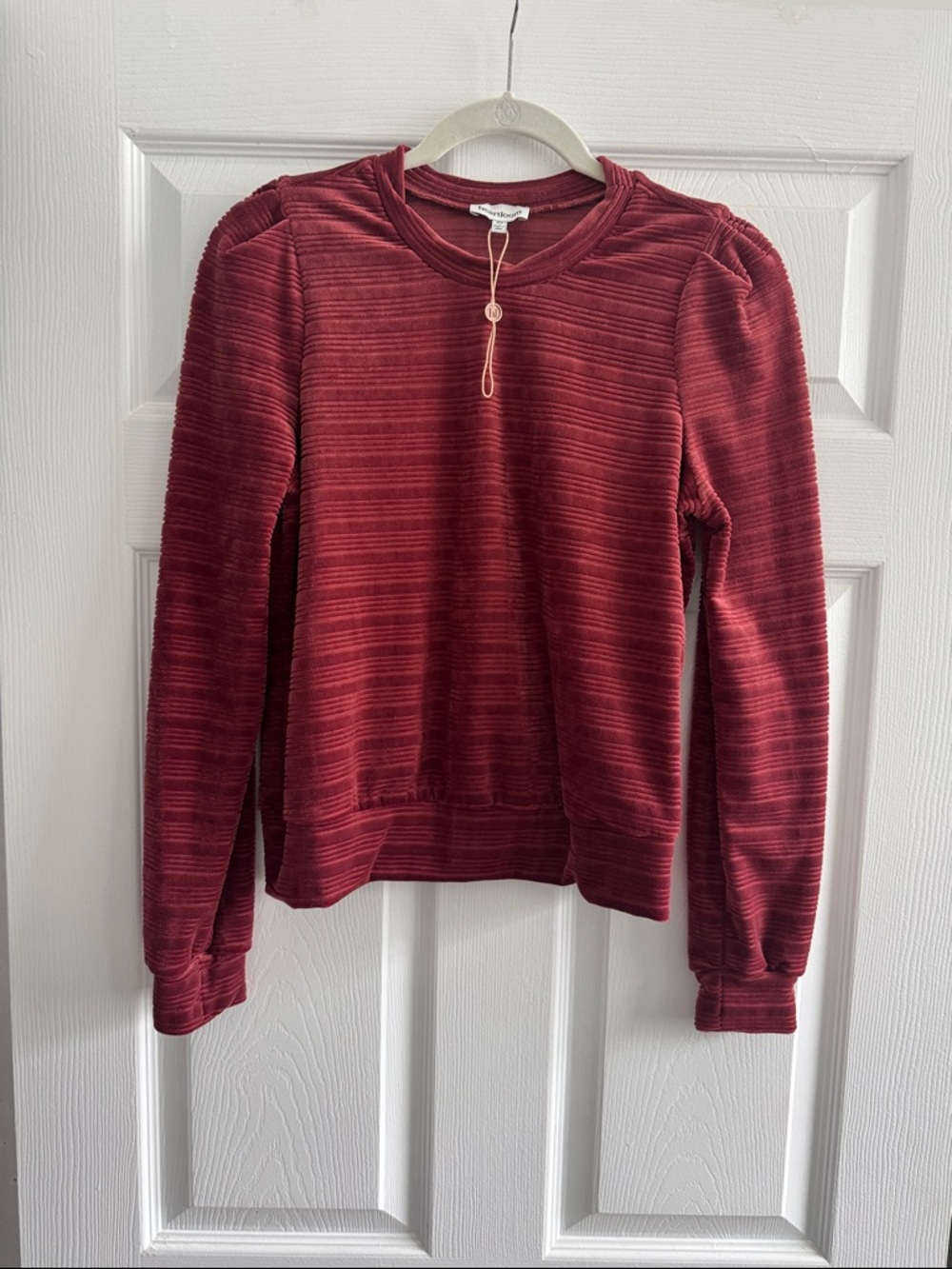 Heartloom Women's Burgundy Ribbed Pullover Sweatshirt
